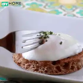 Poached Egg Cooking